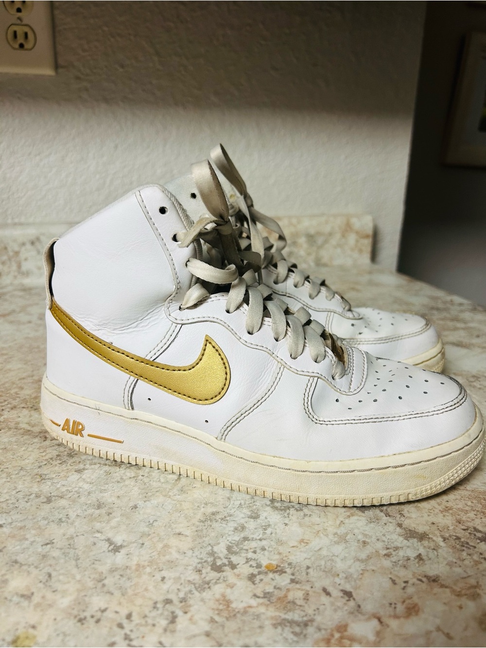Women’s Nike Air Force 1 w/Gold Accents, Size 7.5 (Good Condition)